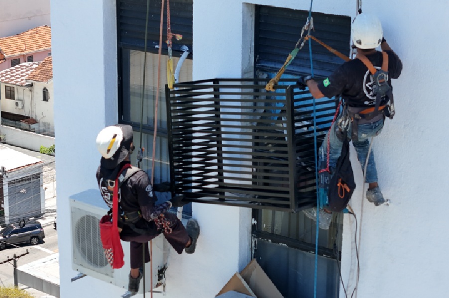 Obra de reforma em condomínio shopping Niterói — ALPINIT